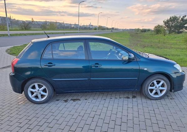 Toyota Corolla cena 12000 przebieg: 276500, rok produkcji 2004 z Suwałki małe 79